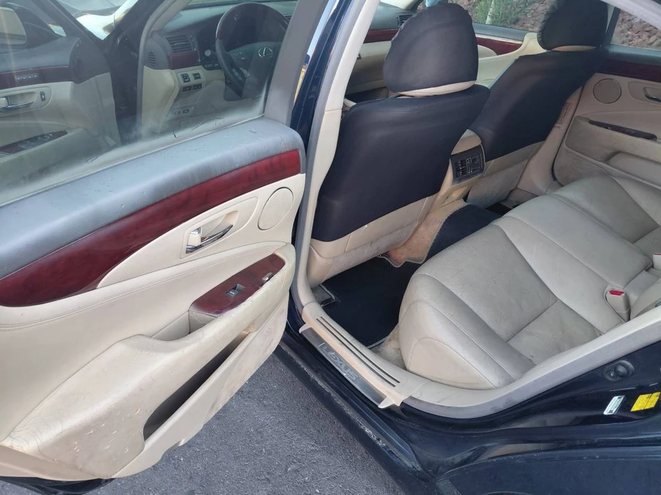 2008 Lexus LS 4th Gen - Image 8 of 10