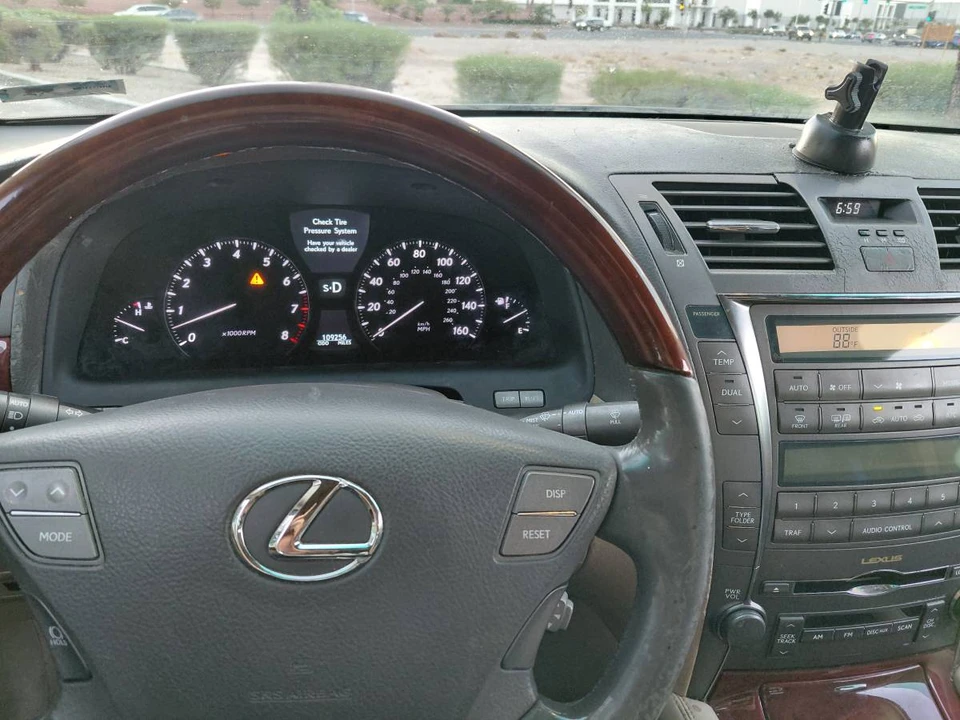 2008 Lexus LS 4th Gen - Image 10 of 10