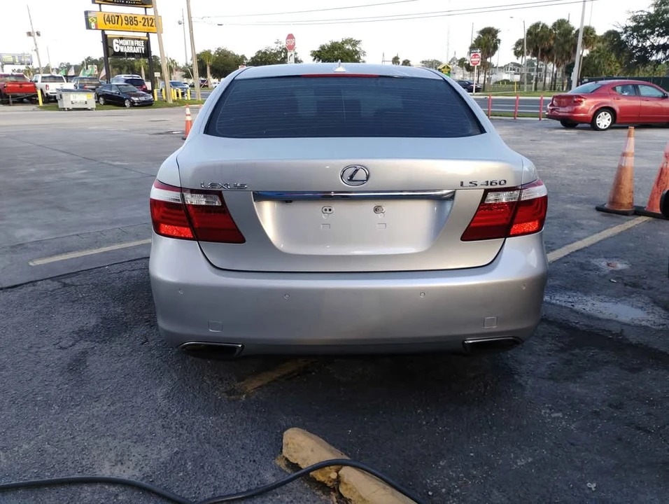 2008 Lexus LS 4th Gen - Image 5 of 10