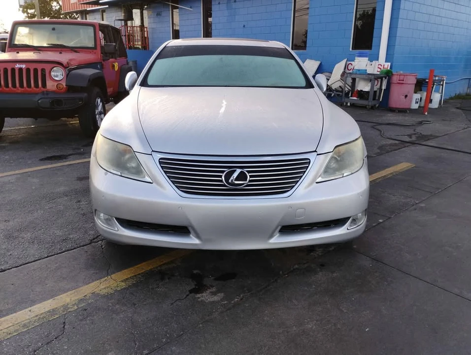 2008 Lexus LS 4th Gen - Image 2 of 10