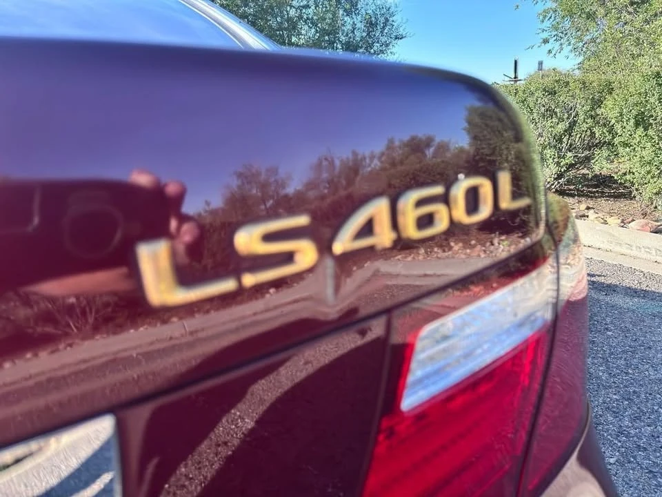 2008 Lexus LS 4th Gen - Image 11 of 20