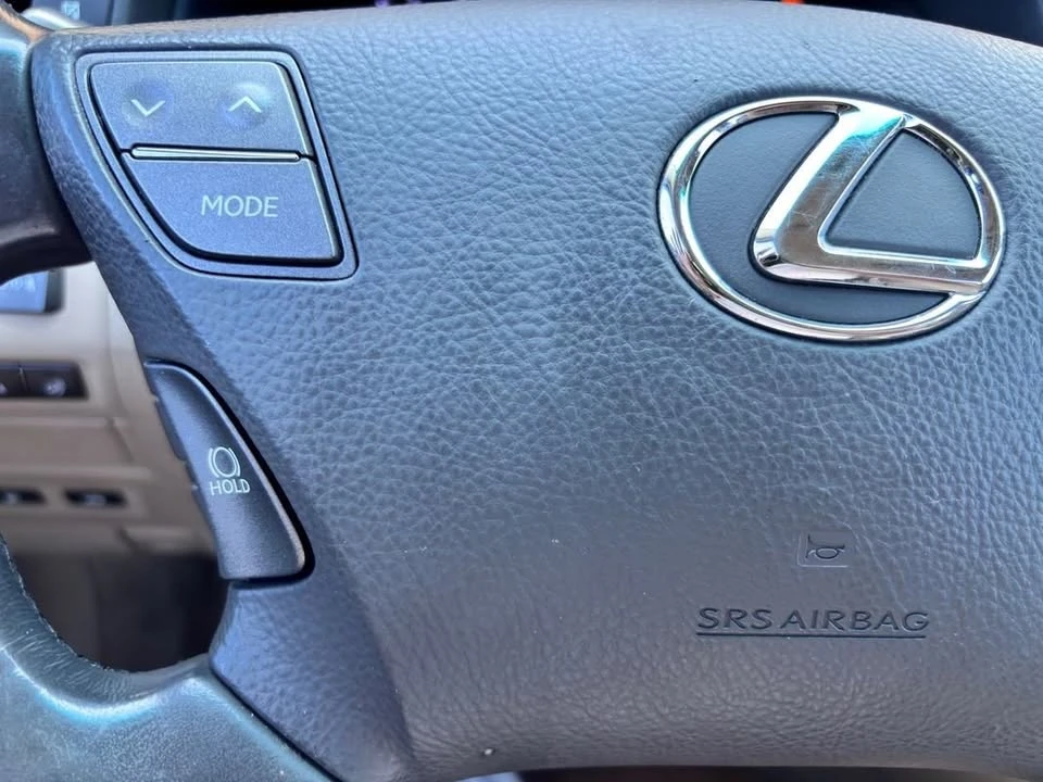 2008 Lexus LS 4th Gen - Image 17 of 20