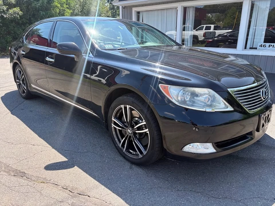2008 Lexus LS 4th Gen - Image 5 of 16