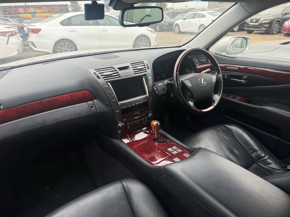 2008 Lexus LS 4th Gen - Image 4 of 7