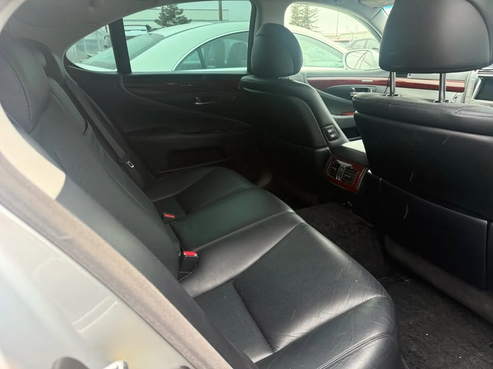 2008 Lexus LS 4th Gen - Image 5 of 7