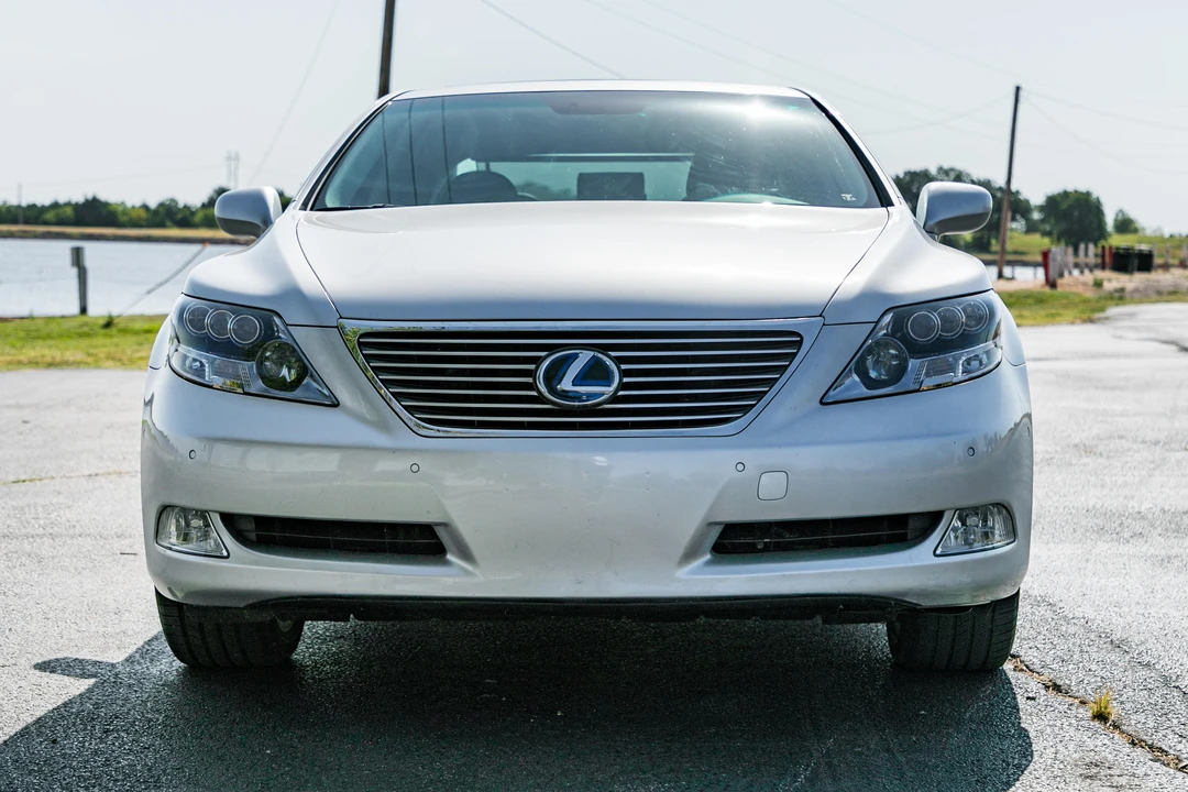 2008 Lexus LS 4th Gen - Image 6 of 31