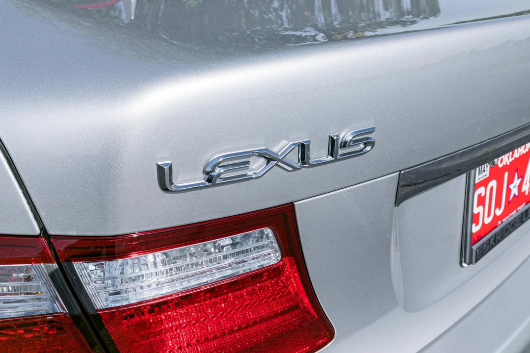 2008 Lexus LS 4th Gen - Image 19 of 31