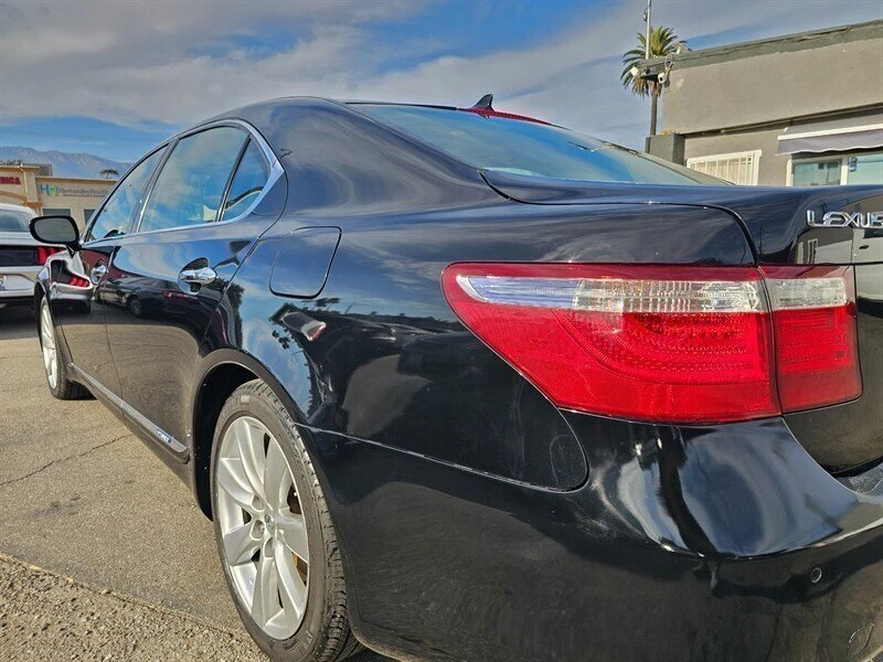 2008 Lexus LS 4th Gen - Image 11 of 19