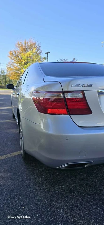 2008 Lexus LS 4th Gen - Image 14 of 15