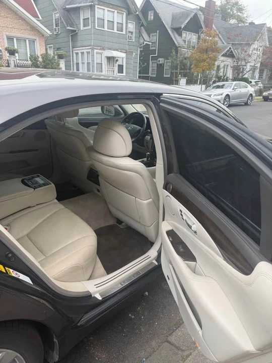 2008 Lexus LS 4th Gen - Image 13 of 14