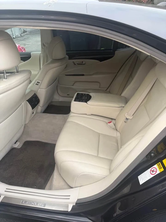 2008 Lexus LS 4th Gen - Image 8 of 14