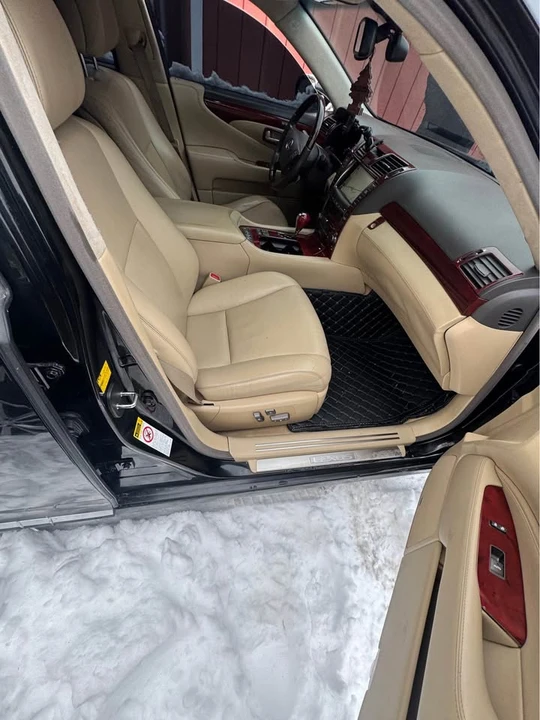 2008 Lexus LS 4th Gen - Image 14 of 20