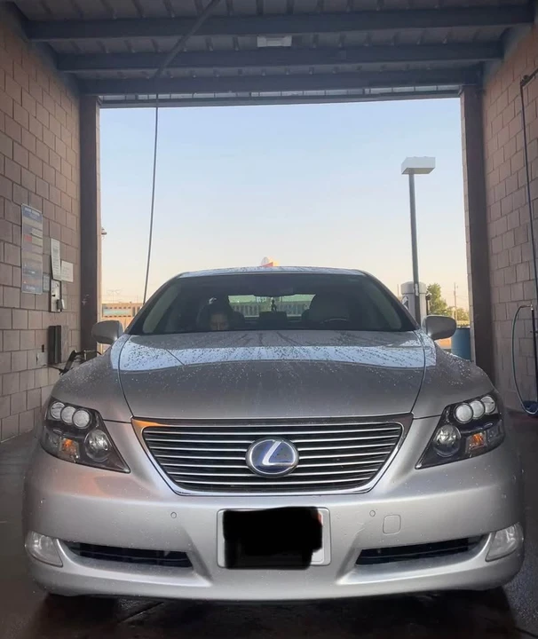 2008 Lexus LS 4th Gen - Image 16 of 17
