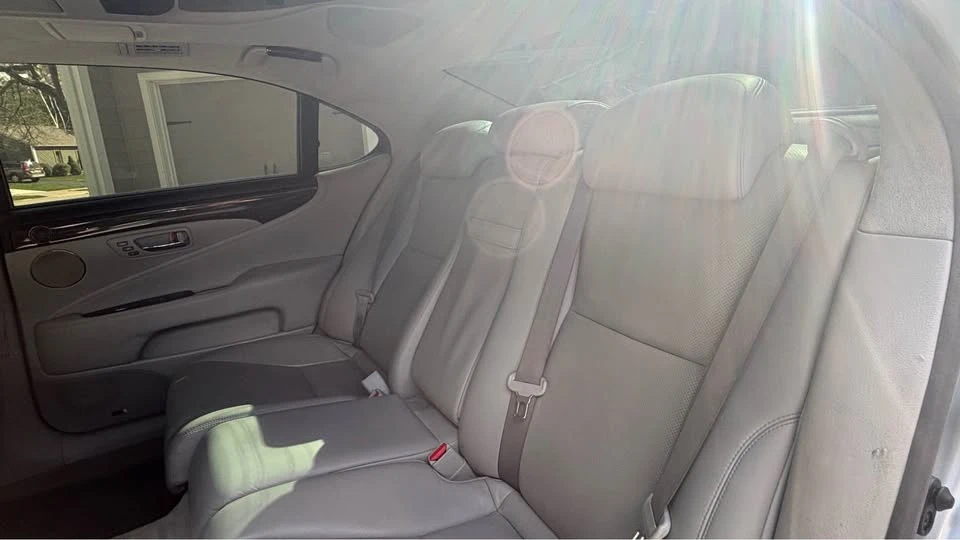 2008 Lexus LS 4th Gen - Image 9 of 20