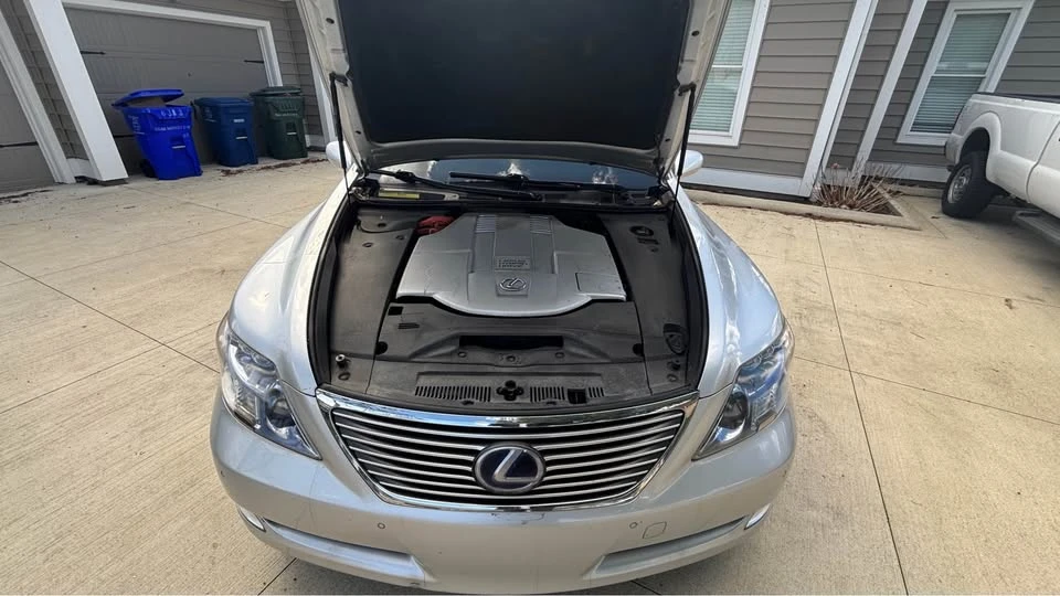 2008 Lexus LS 4th Gen - Image 15 of 20