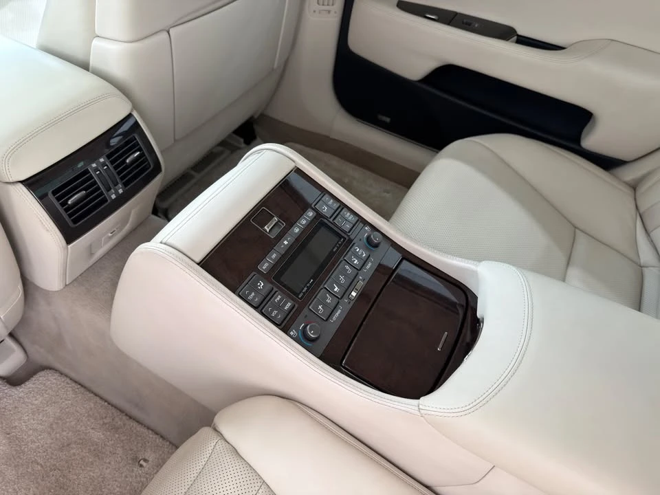 2008 Lexus LS 4th Gen - Image 11 of 20