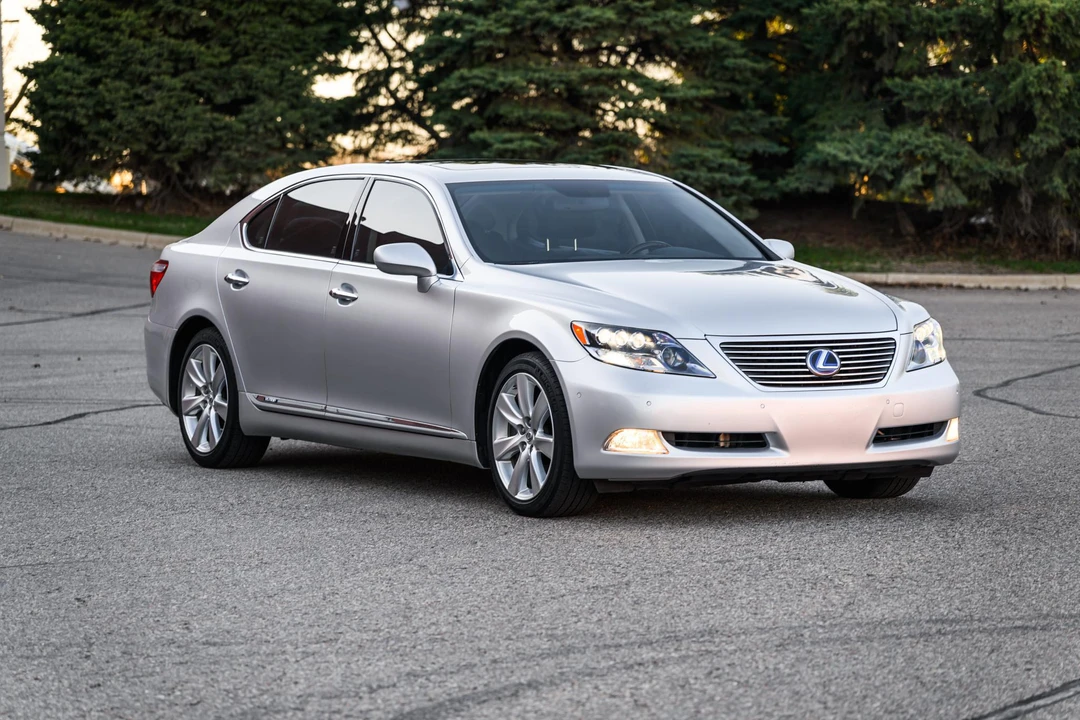 2008 Lexus LS 4th Gen - Image 12 of 31