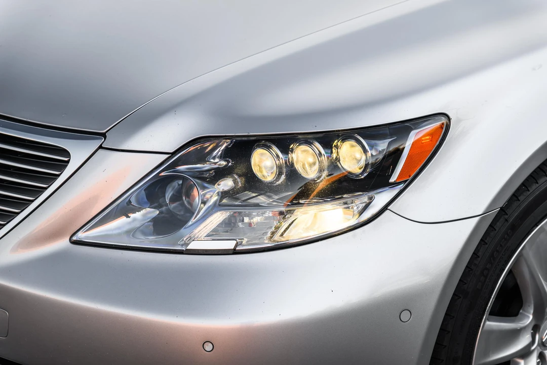 2008 Lexus LS 4th Gen - Image 19 of 31