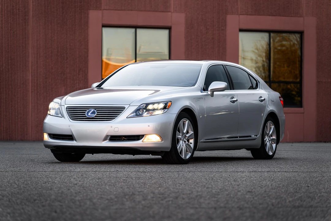 2008 Lexus LS 4th Gen - Image 7 of 31