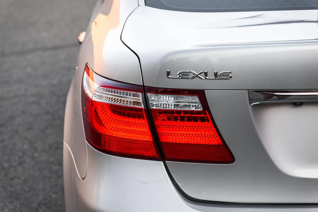 2008 Lexus LS 4th Gen - Image 31 of 31
