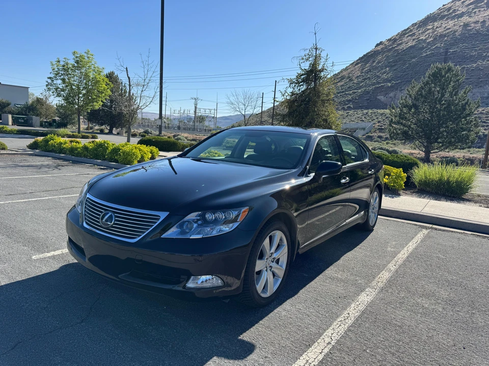 2008 Lexus LS 4th Gen - Image 8 of 31