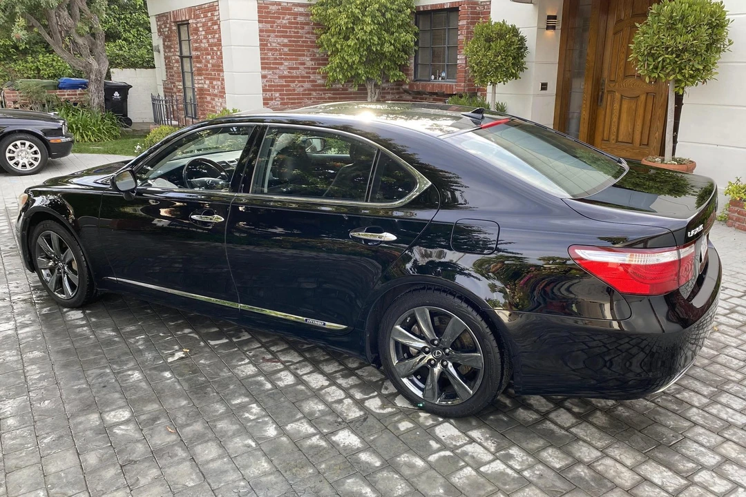 2008 Lexus LS 4th Gen - Image 5 of 6