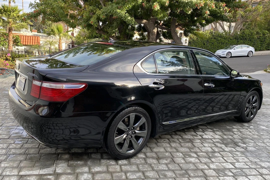 2008 Lexus LS 4th Gen - Image 4 of 6