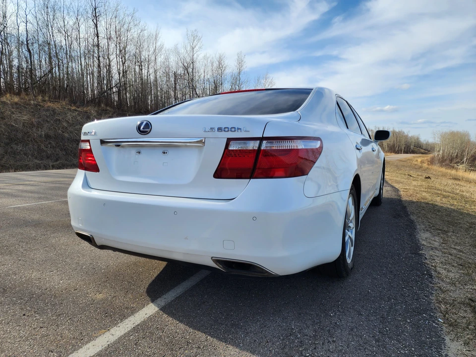 2008 Lexus LS 4th Gen - Image 20 of 31