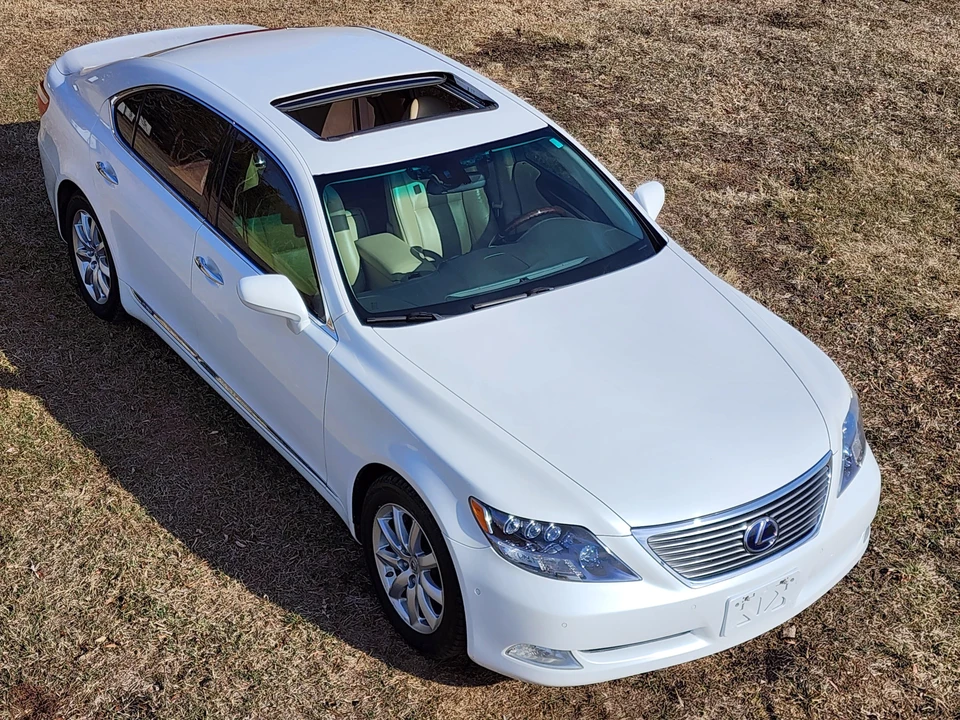 2008 Lexus LS 4th Gen - Image 28 of 31