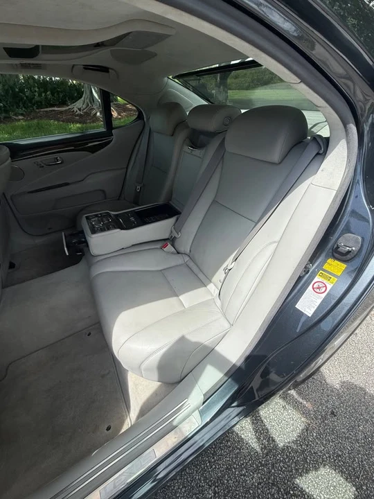 2008 Lexus LS 4th Gen - Image 8 of 17