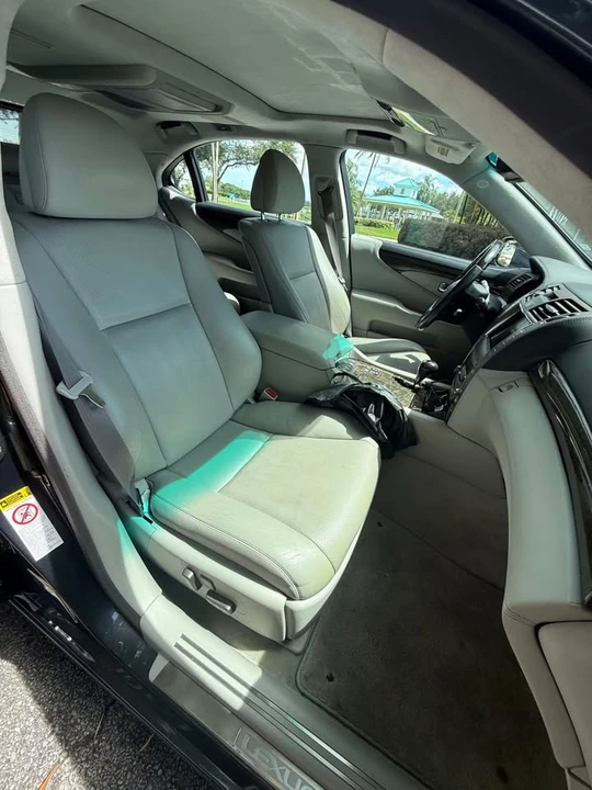 2008 Lexus LS 4th Gen - Image 15 of 17