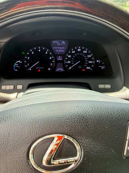 2008 Lexus LS 4th Gen - Image 2 of 17