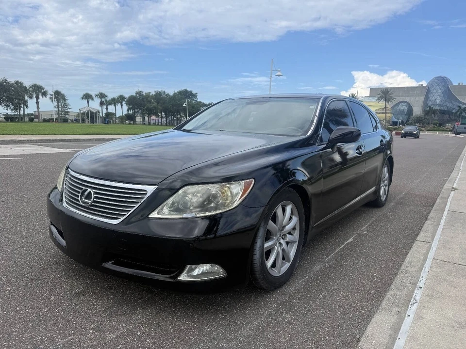 2008 Lexus LS 4th Gen - Image 5 of 31