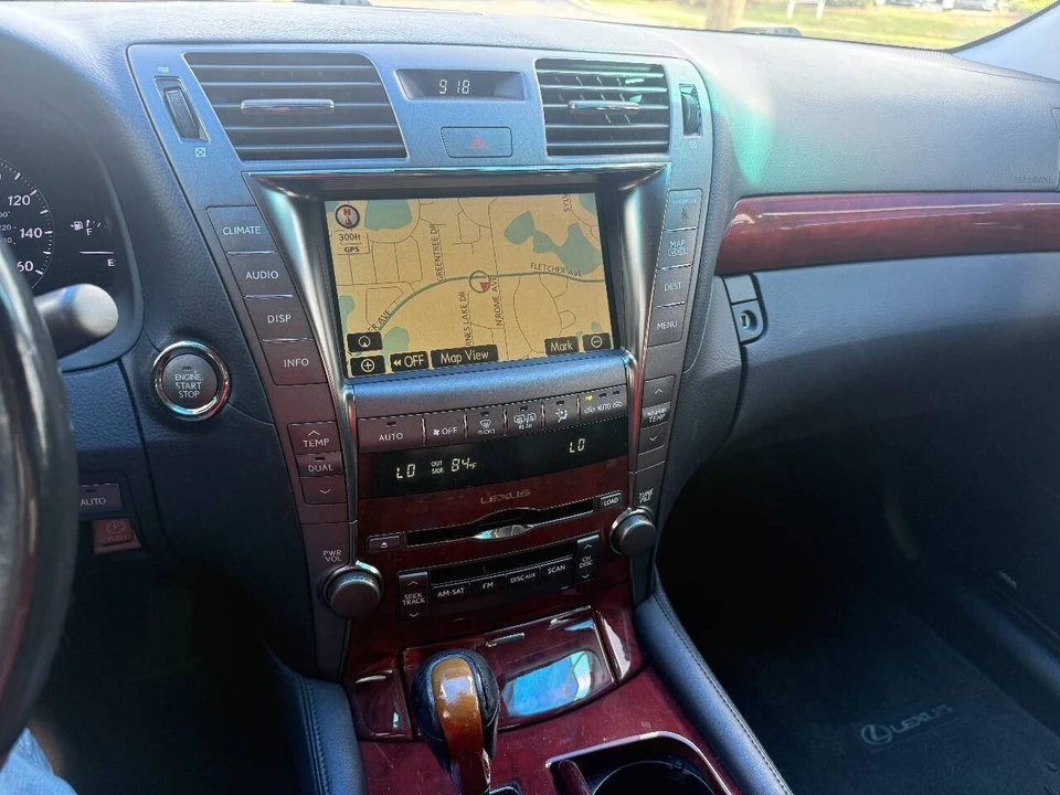 2008 Lexus LS 4th Gen - Image 15 of 31