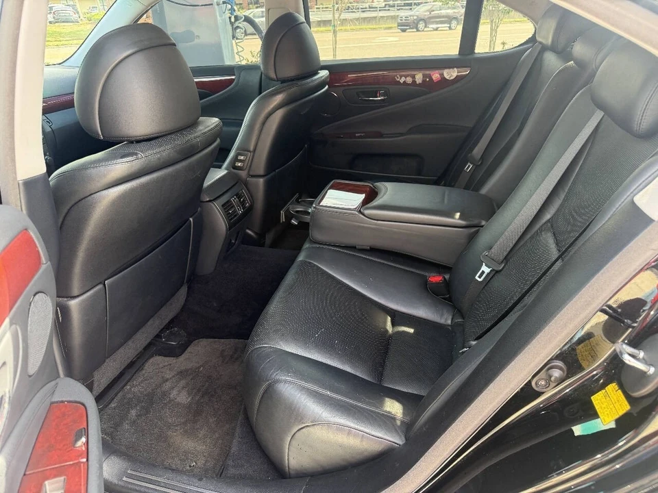 2008 Lexus LS 4th Gen - Image 21 of 31