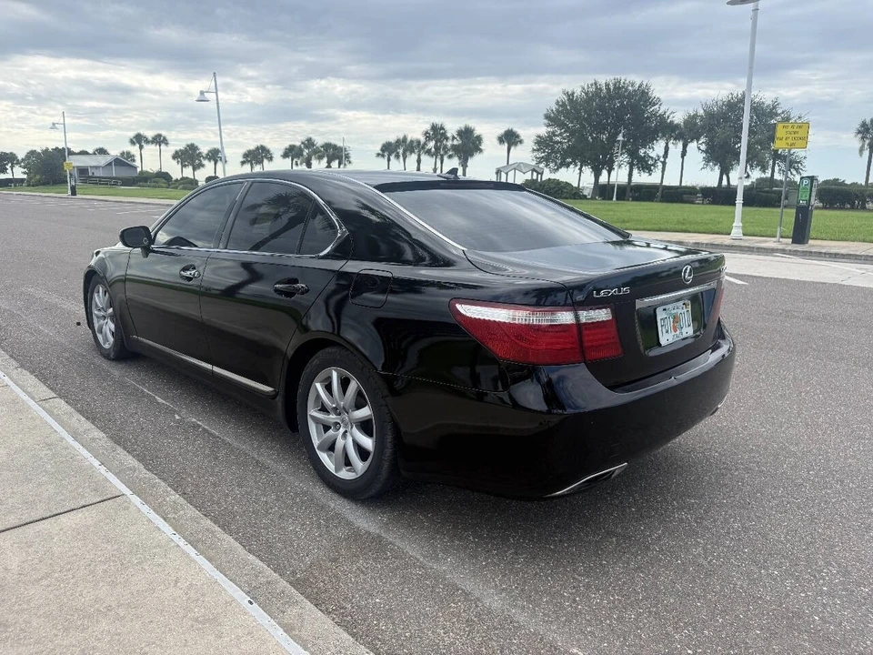 2008 Lexus LS 4th Gen - Image 6 of 31