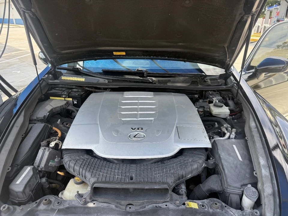 2008 Lexus LS 4th Gen - Image 24 of 31