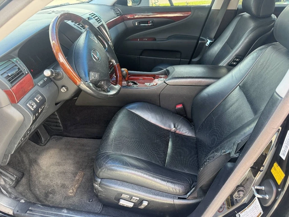 2008 Lexus LS 4th Gen - Image 13 of 31