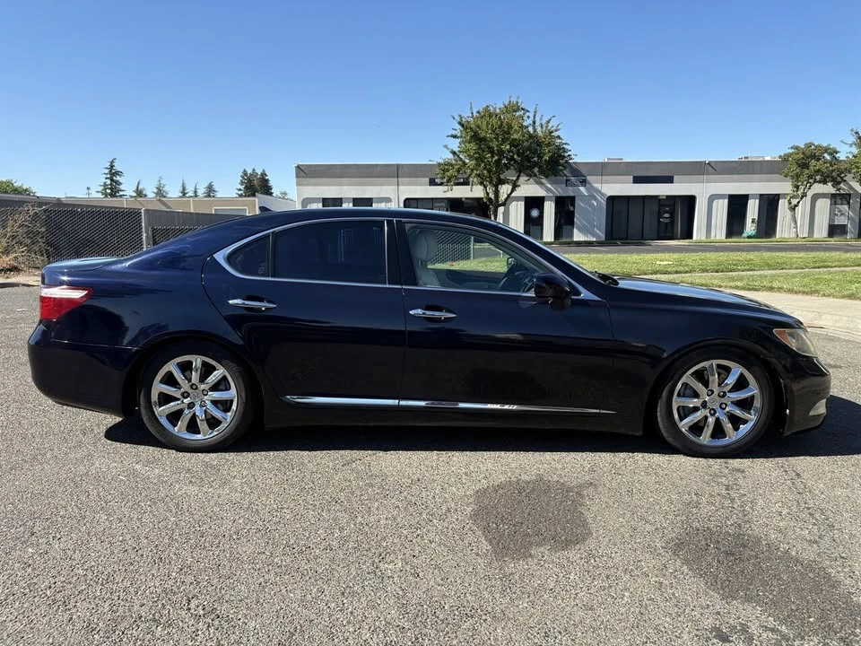 2008 Lexus LS 4th Gen - Image 6 of 12