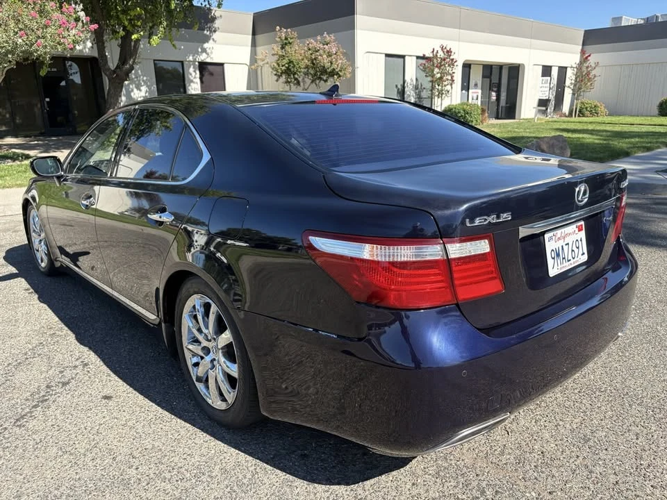 2008 Lexus LS 4th Gen - Image 3 of 12