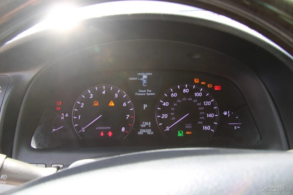 2008 Lexus LS 4th Gen - Image 17 of 21