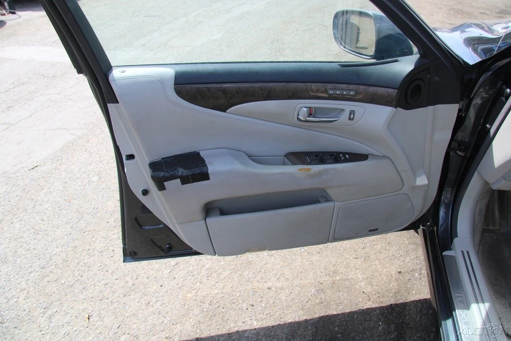 2008 Lexus LS 4th Gen - Image 14 of 21
