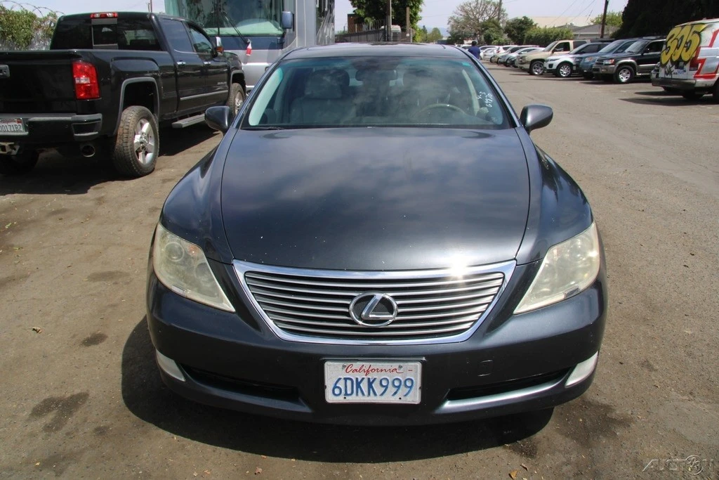 2008 Lexus LS 4th Gen - Image 11 of 21