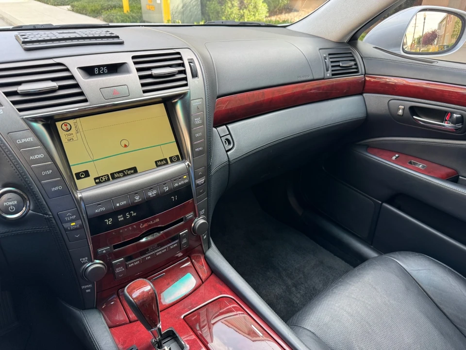 2008 Lexus LS 4th Gen - Image 20 of 31