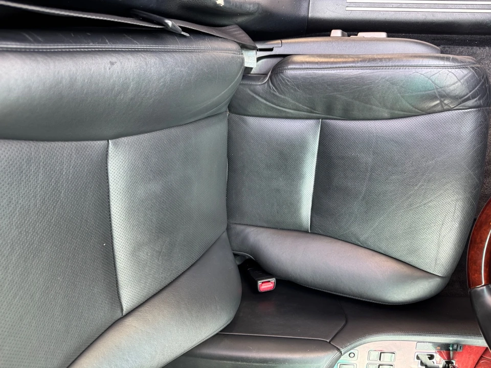 2008 Lexus LS 4th Gen - Image 27 of 31