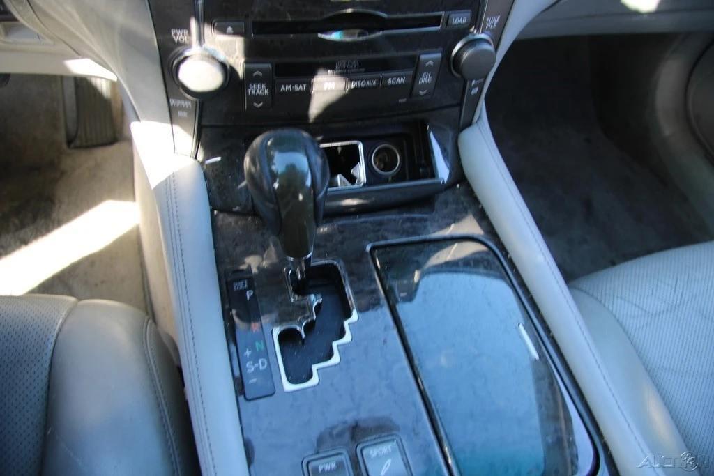 2008 Lexus LS 4th Gen - Image 18 of 21