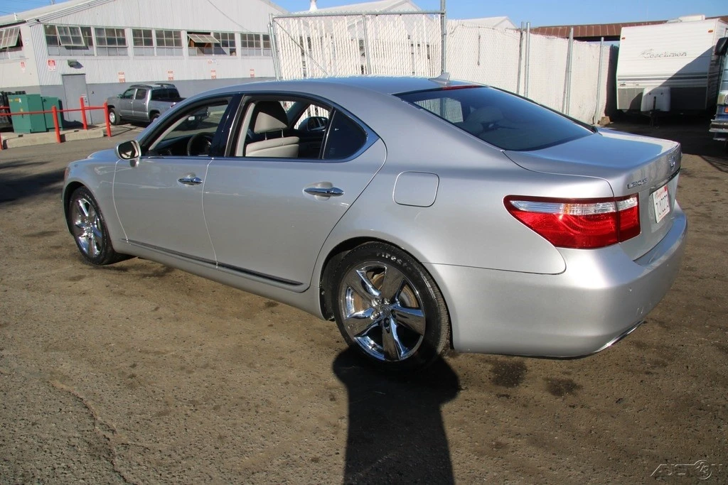 2008 Lexus LS 4th Gen - Image 4 of 21