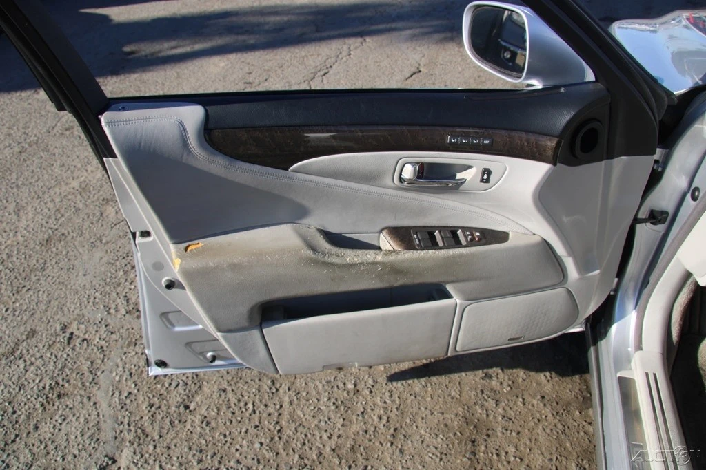 2008 Lexus LS 4th Gen - Image 12 of 21