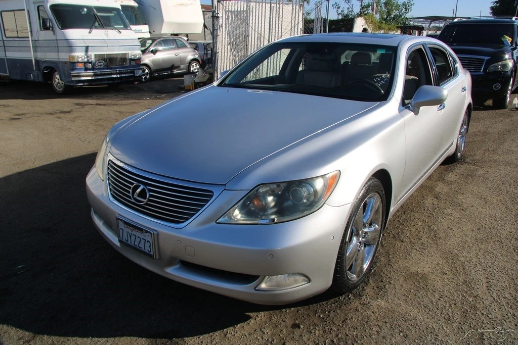 2008 Lexus LS 4th Gen - Image 2 of 21