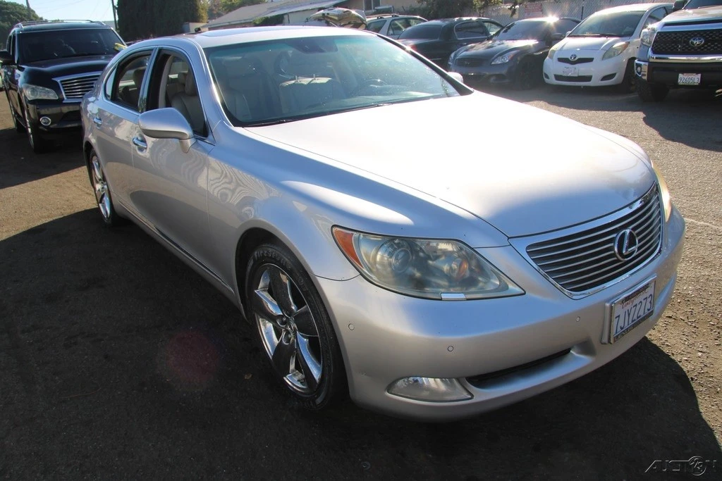 2008 Lexus LS 4th Gen - Image 8 of 21